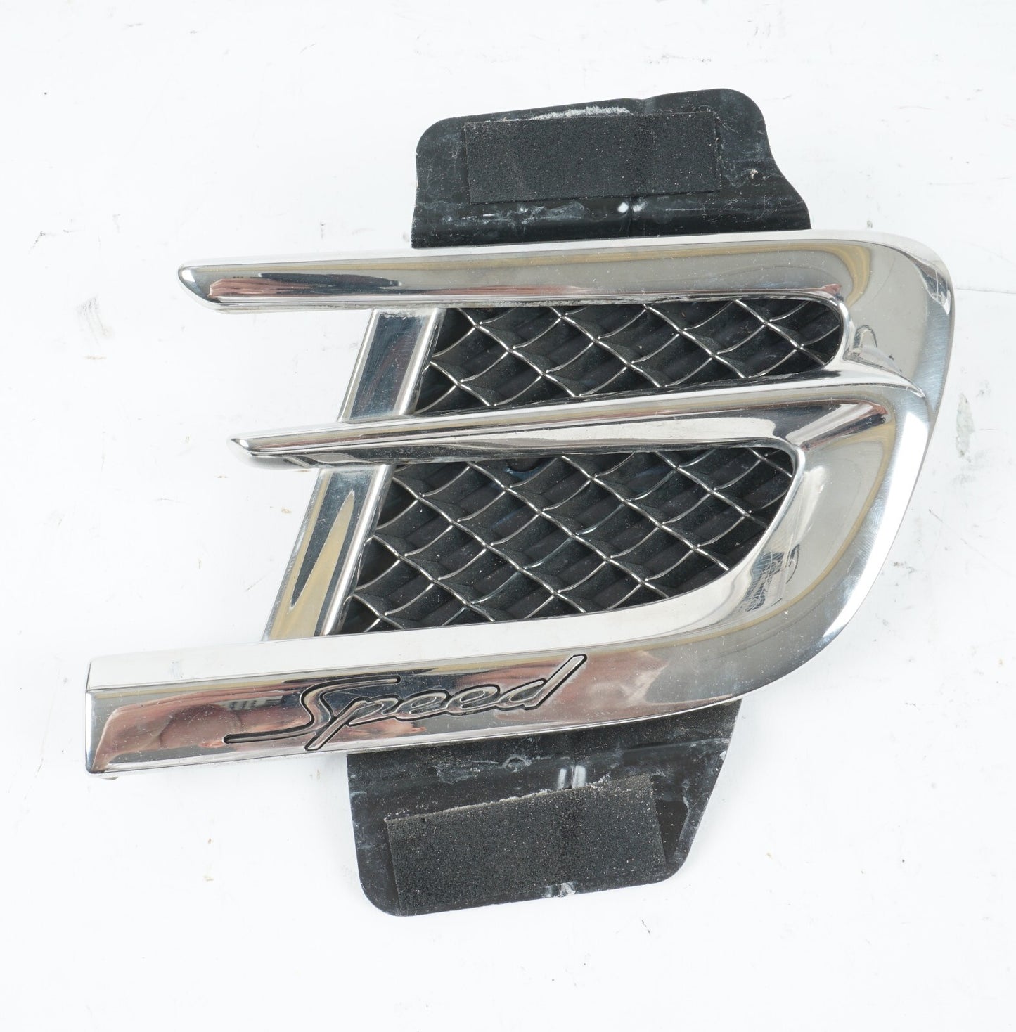 10 - 20 BENTLEY MULSANNE FRONT RIGHT PASSENGER SIDE FENDER AIR VENT GRILLE OEM