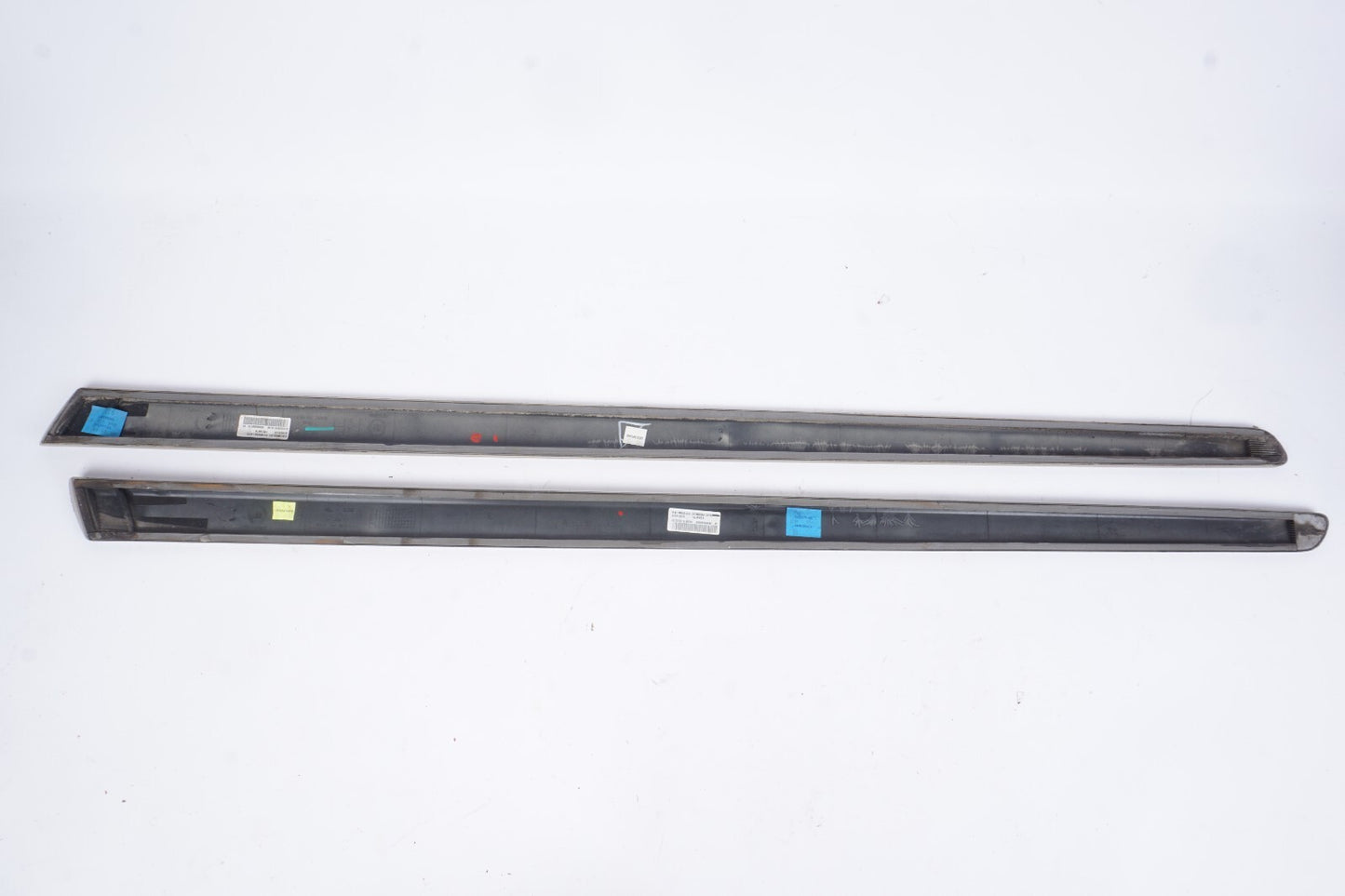 2012 - 2017 Fiat 500 Front Door Molding Left & Right OEM