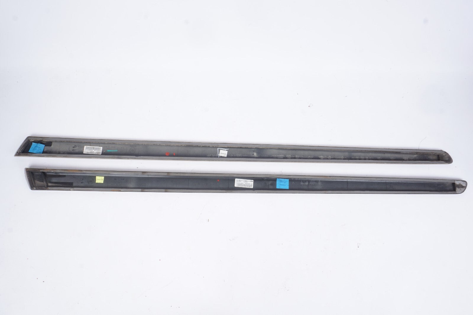 2012 - 2017 Fiat 500 Front Door Molding Left & Right OEM