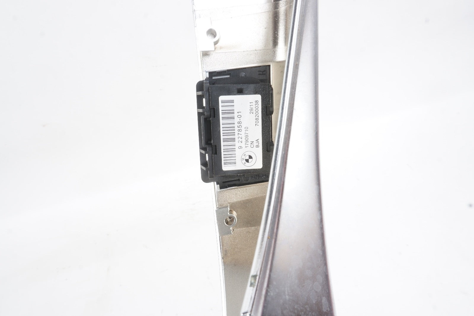 12-20 OEM BMW Front Right Seat Belt Guide w/Switch 7228306 F13 F06 F12 F33 F83