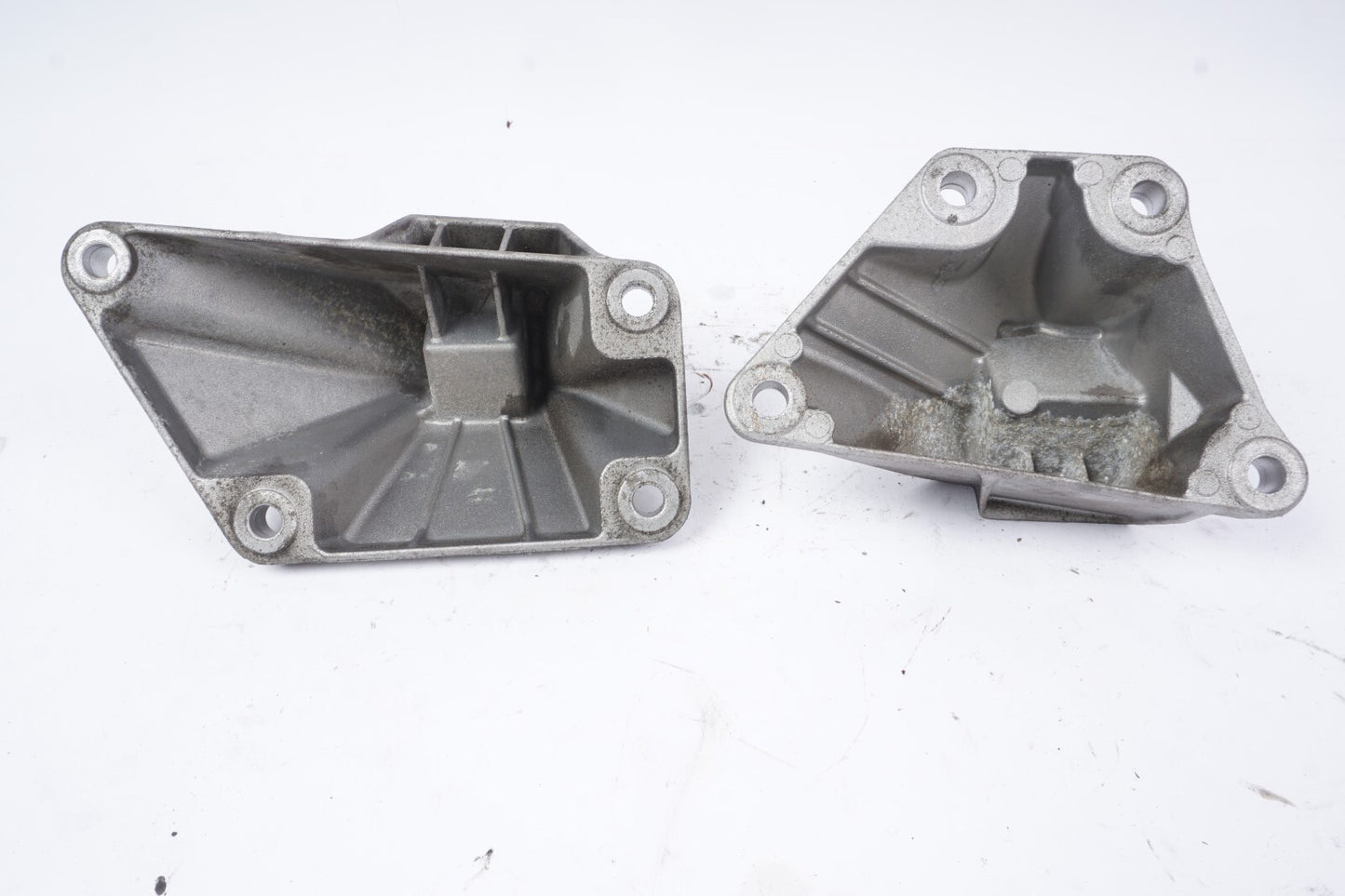 2012-2018 BMW 650I 550i 750i Engine Mount Bracket Left & Right OEM