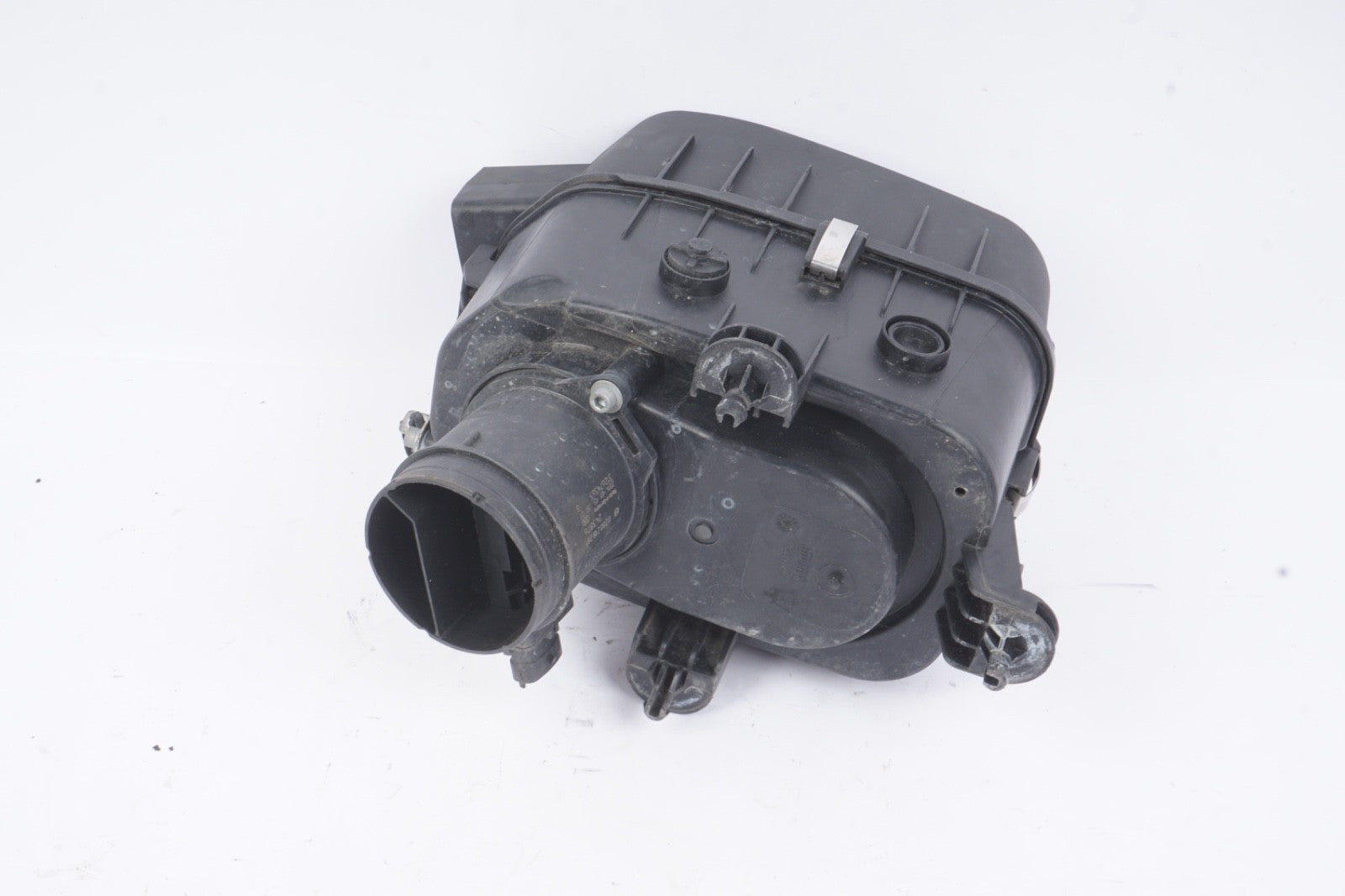 14-17 MASERATI GHIBLI QUATTROPORTE M156 RIGHT PASS SIDE AIR CLEANER FILTER BOX
