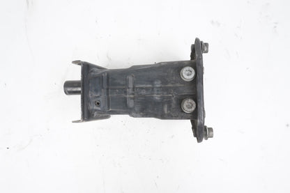 2007 - 2013 Mercedes W221 S550 Front Right Side Bumper Reinforcement Bracket Oem