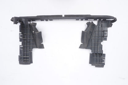 10-13 Mercedes W207 E350 E550 Air Guide Plate Baffle Trim A2075050530  OEM