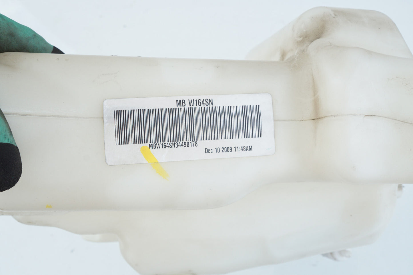 2007 - 2012 MERCEDES BENZ GL450 ML350 WASHER FLUID TANK RESERVOIR 1648690520 OEM