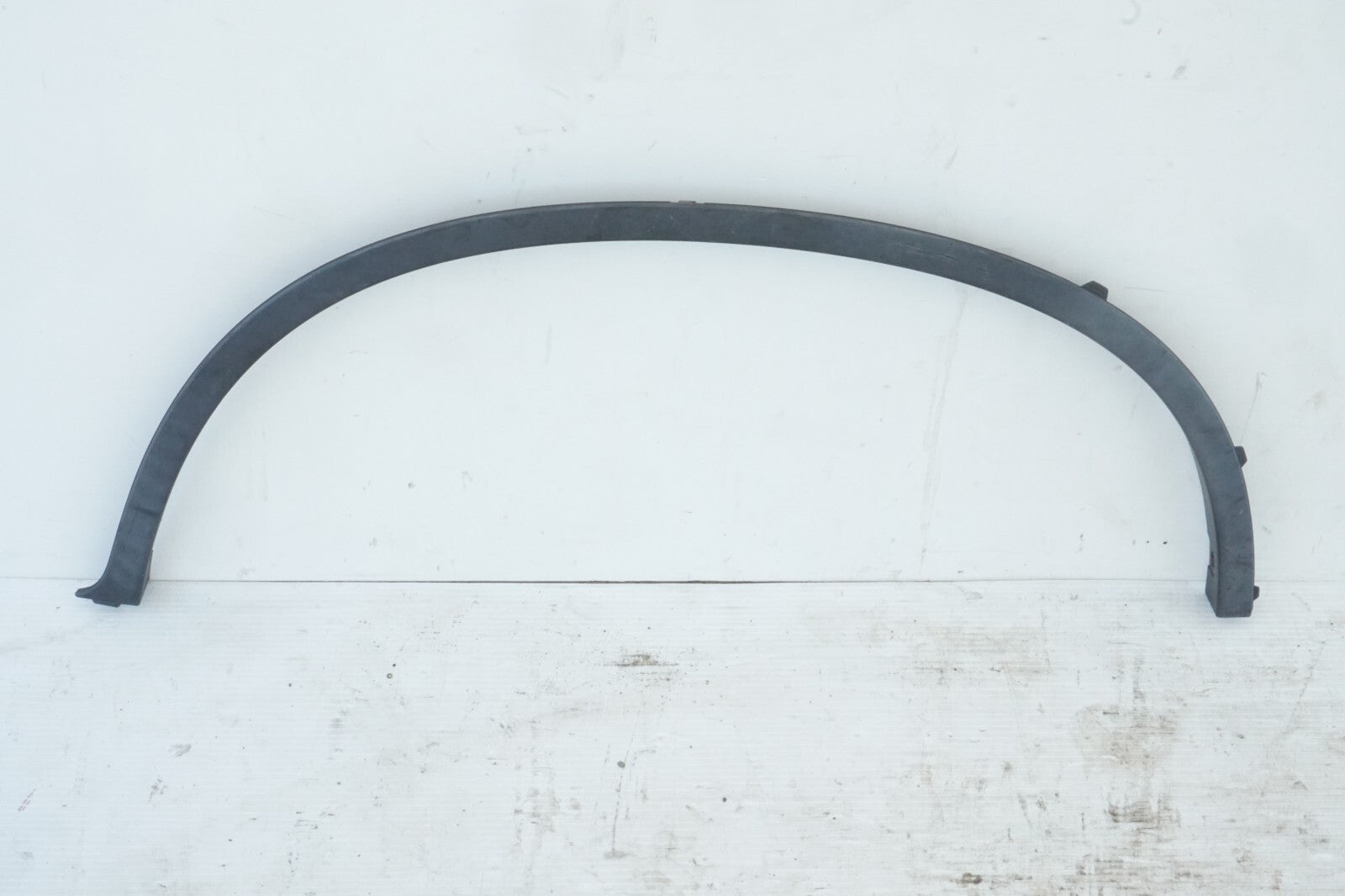 2008 - 2013 BMW X6 REAR LEFT DRIVER SIDE FENDER FLARE ARCH MOLDING COVER OEM
