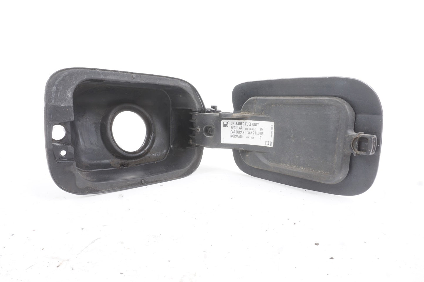 2012-2019 Volkswagen Passat Fuel Tank Lid Door & Actuator OEM