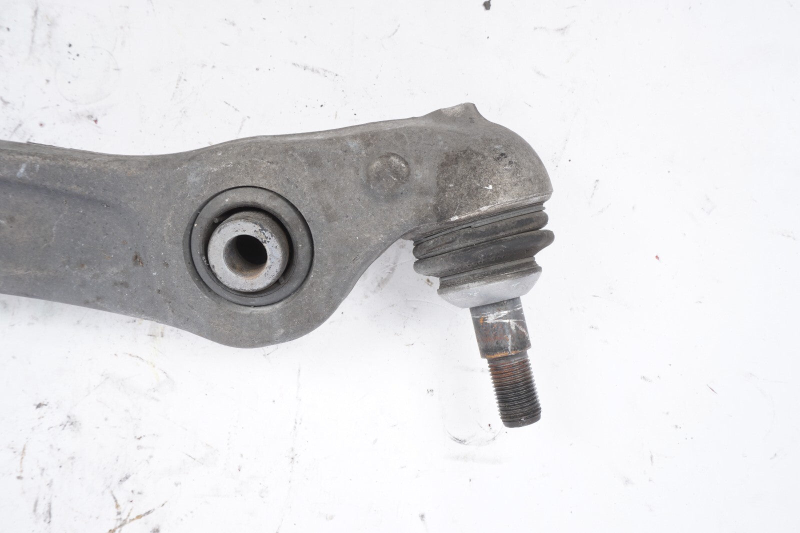 13 - 18 BMW 650i F06 RWD Front Left Driver Side Control Arm 2Pcs OEM