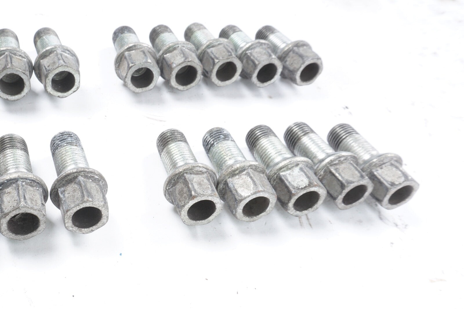2013 - 2017 Audi A6 S7 A7 Lug Nuts Bolts Tire Wheel Rim Standard Set Of 20 Oem
