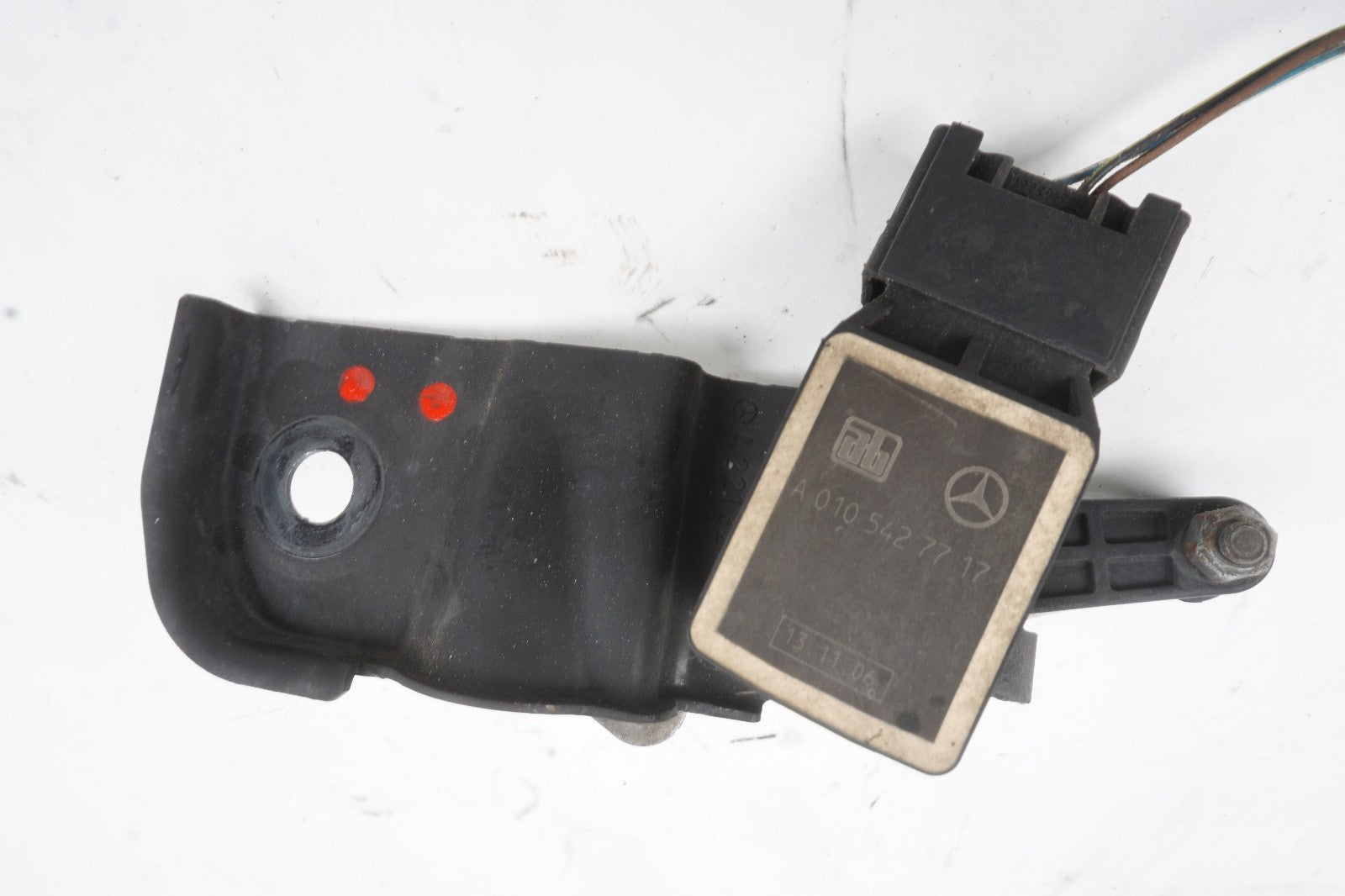07-14 Mercedes W221 S550 CL63 Suspension Level Hight Sensor 0105427717 OEM