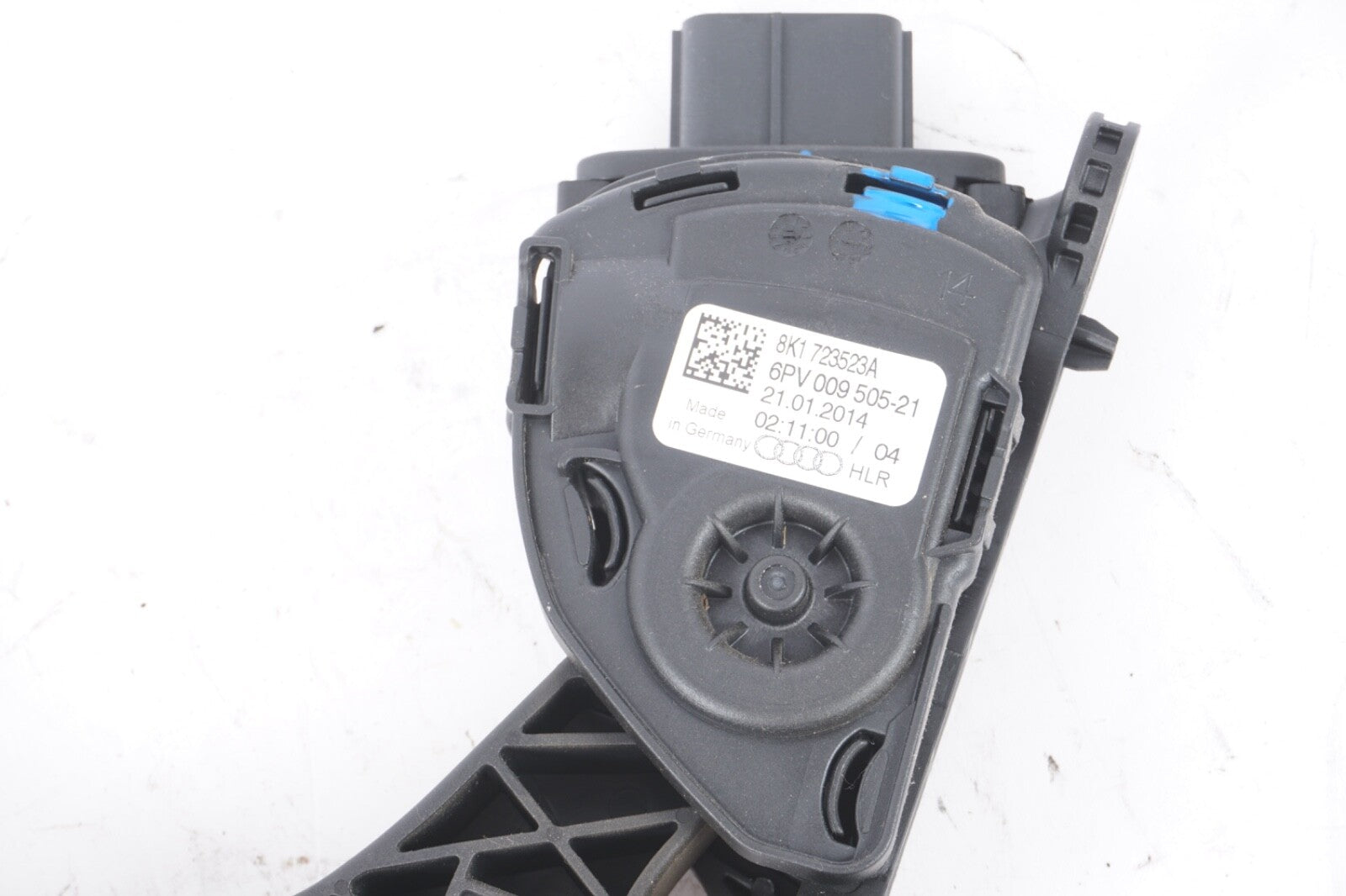 2012-2018 AUDI A6 A7 A8 - GAS Pedal / Accelerator Module OEM 8K1723523A