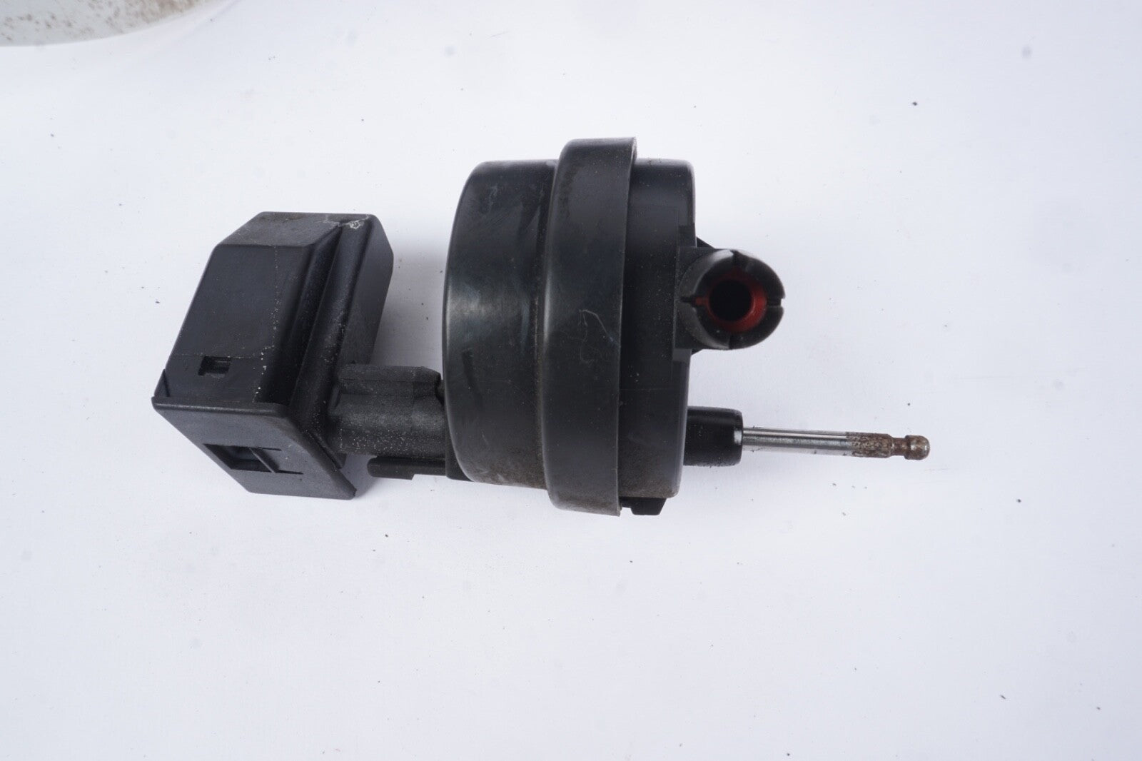 03-06 MERCEDES R230 FUEL TANK FILLER DOOR LID COVER ACTUATOR HOUSING SET OEM