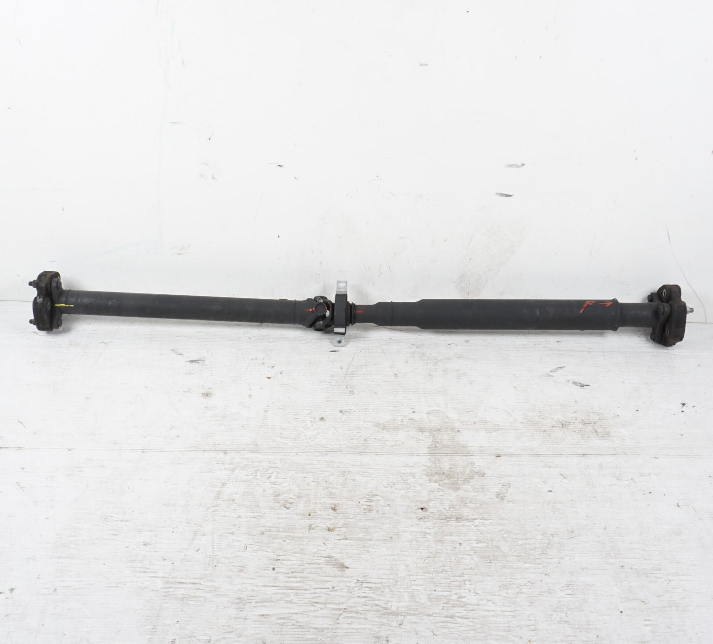 13 - 18 BMW 650i F06 RWD Rear Drive Shaft Propeller 7631347-03 OEM