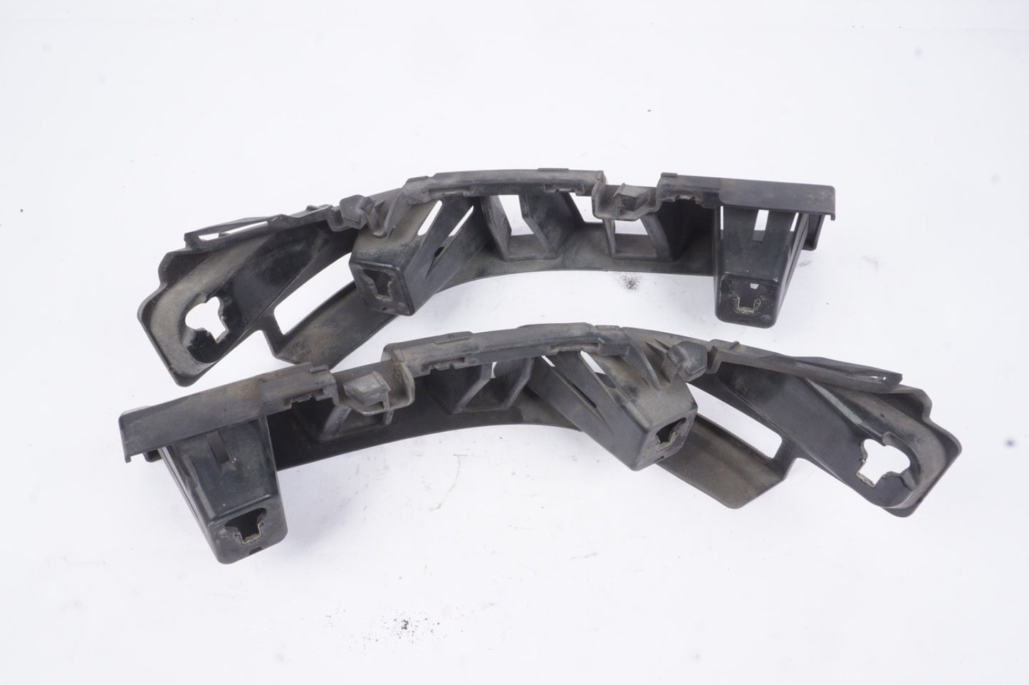 2014 - 2017 Mercedes S550 W222 OEM Rear Lef Right Bumper Support Mount Brackets