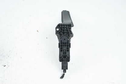 2017 - 2020 CHRYSLER PACIFICA GAS PEDAL ACCELERATOR 04581677AB OEM
