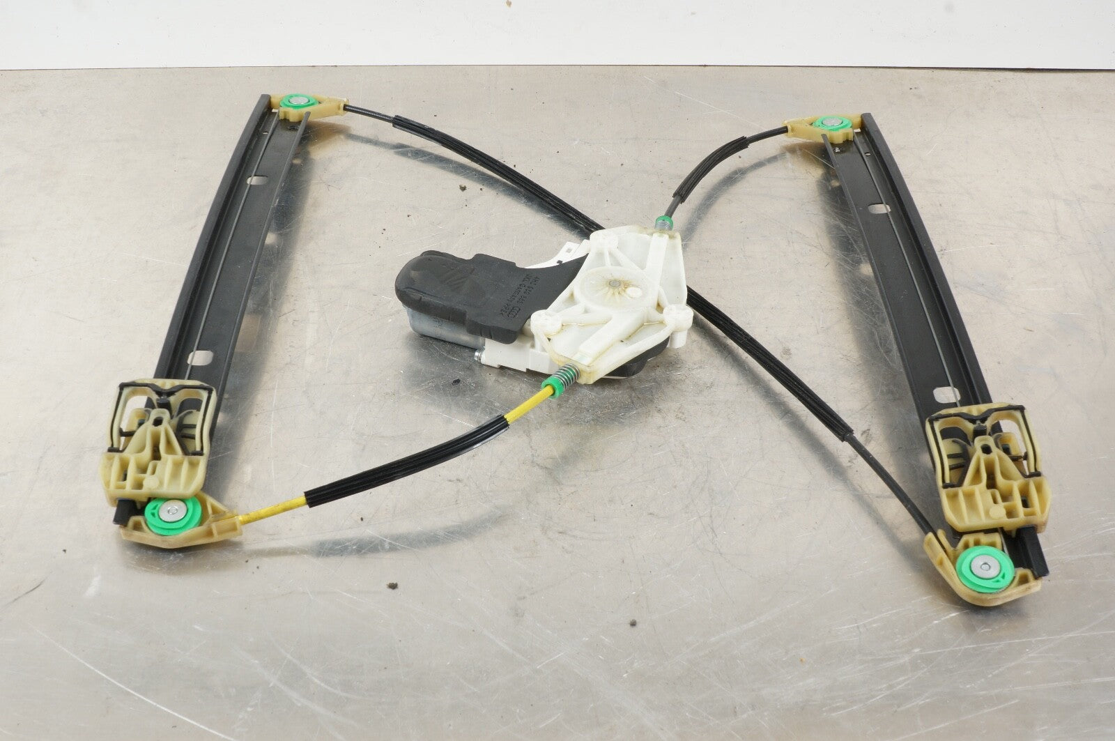 2011-2017 AUDI A8 L REAR RIGHT PASSENGER SIDE DOOR WINDOW REGULATOR OEM