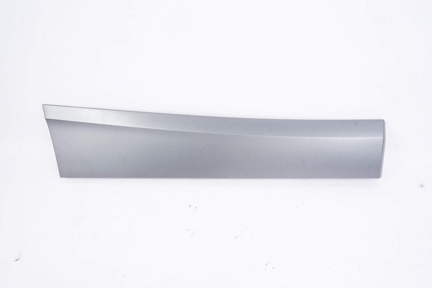 2018 - 2023 BMW X2 - REAR Right Lower DOOR Blade / Molding (M) 8069198