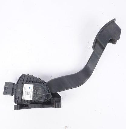2012 - 2017 Fiat 500 Gas Throttle Accelerator Pedal OEM 68073429AA