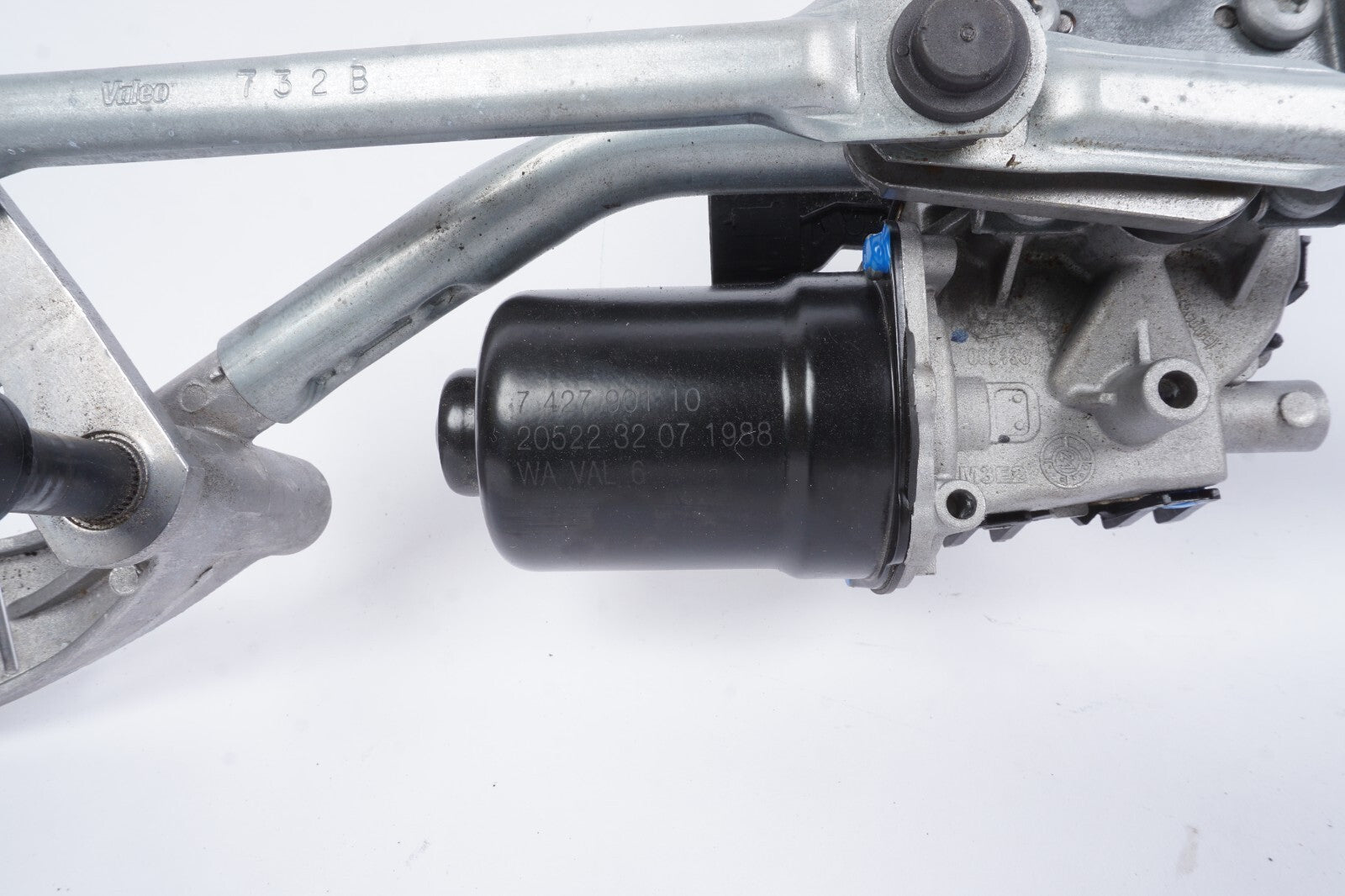 2019 -2024 BMW 430I G22 Windshield Wiper Motor & Linkage OEM