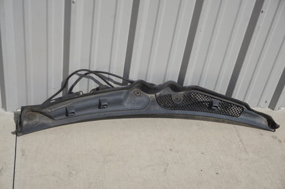 10-16 MERCEDES E350 E550  OEM C207 COUPE WINDSHIELD WIPER COWL PANEL 2078300713