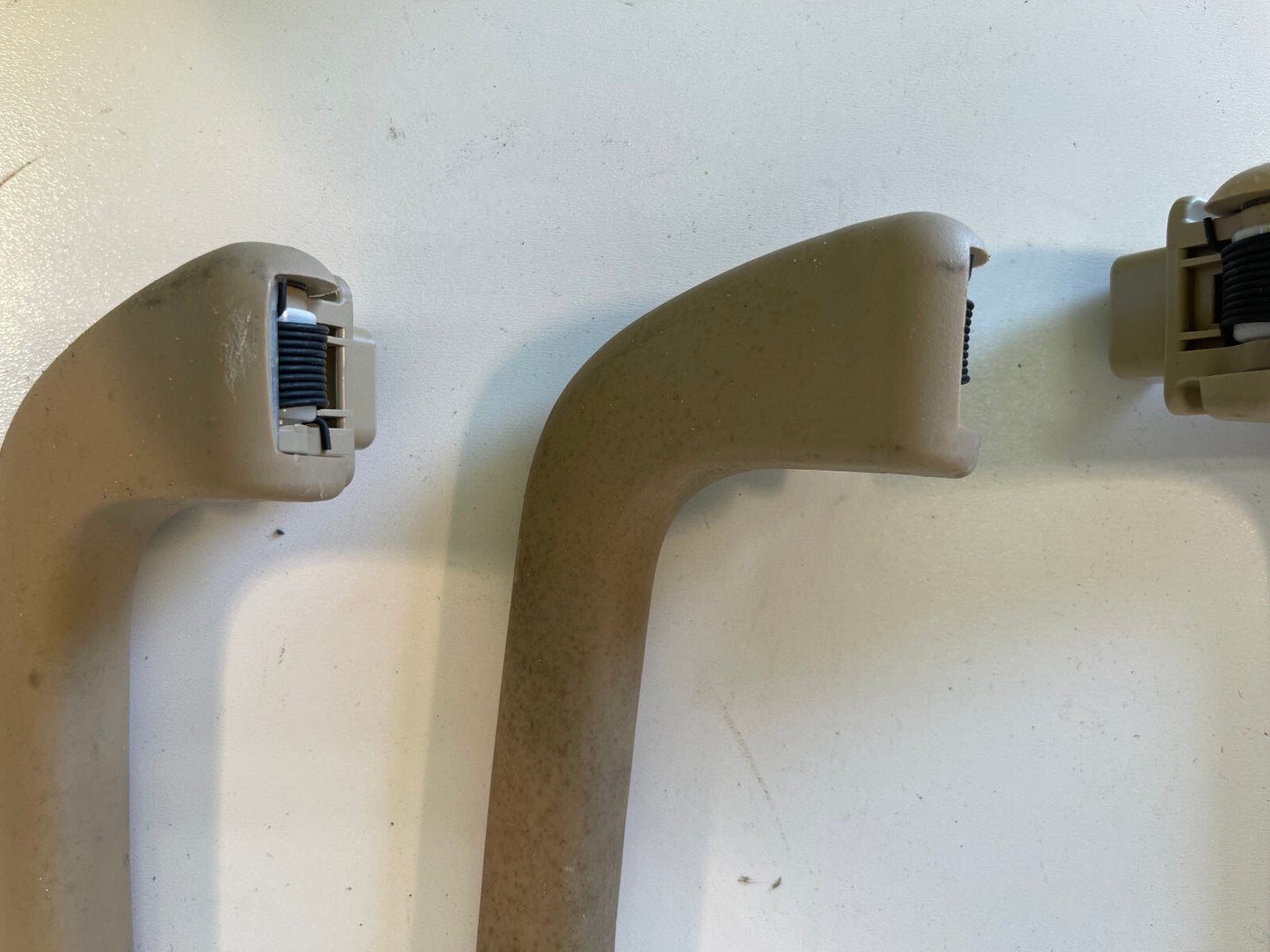 07-13 W221 MERCEDES BENZ S550 S600 S63 OVERHEAD ROOF GRAB HANDLE SET OF 4 OEM