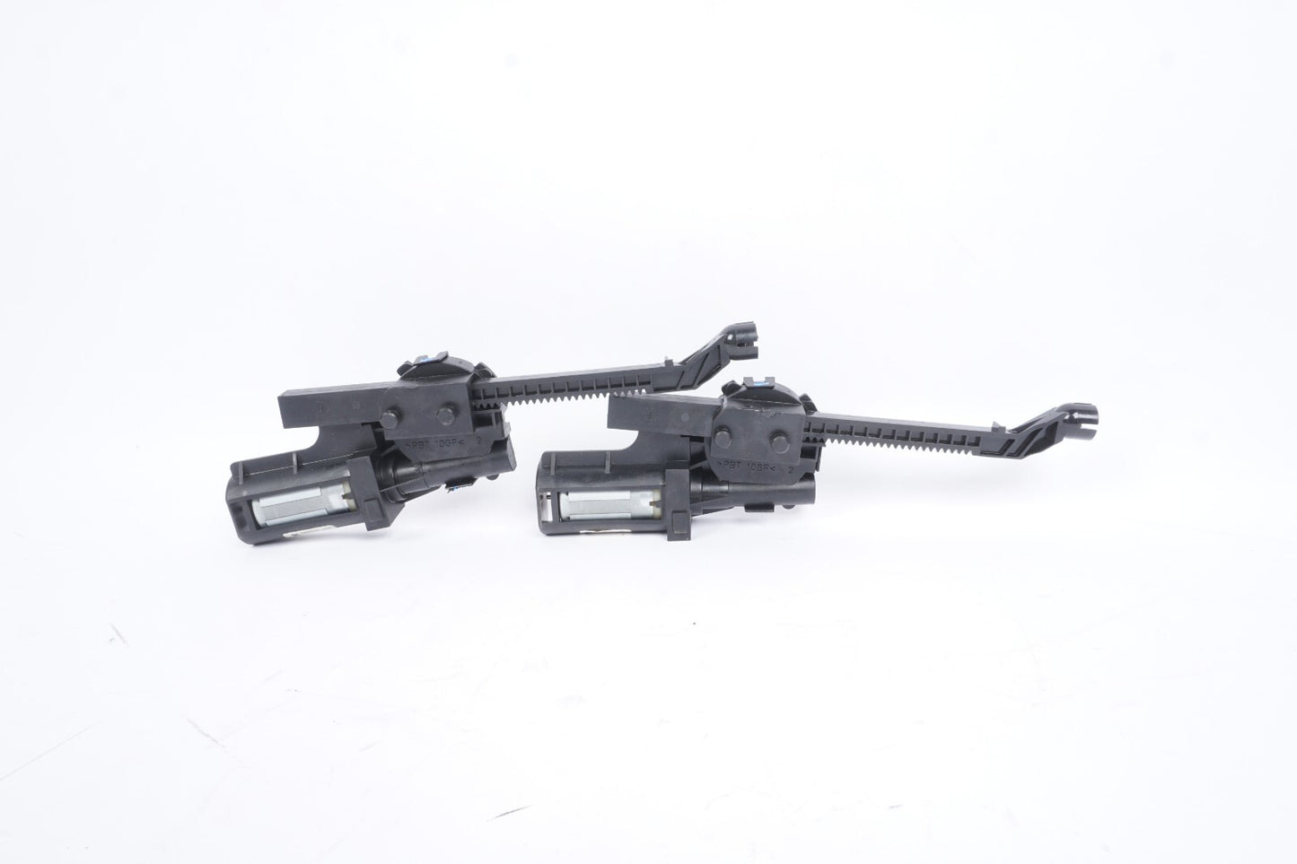 11 - 17 Mercedes E350 E550 Convertible Front Headrest Motor Left & Right OEM
