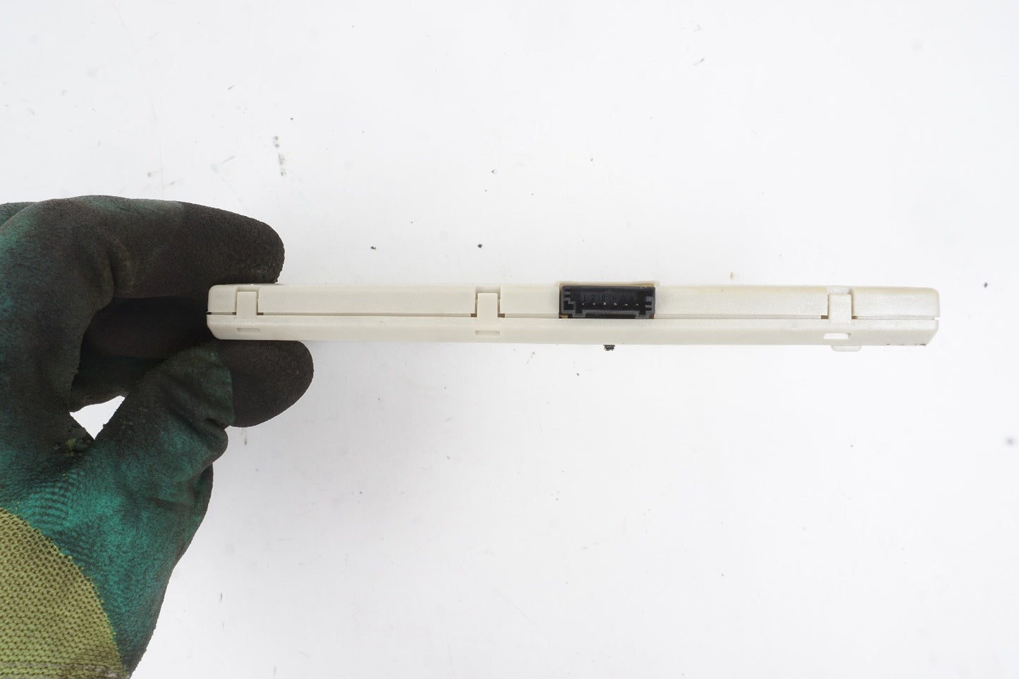 2012 - 2018 BMW 650i 640i Antenna Booster  Amplifier 9267084 OEM