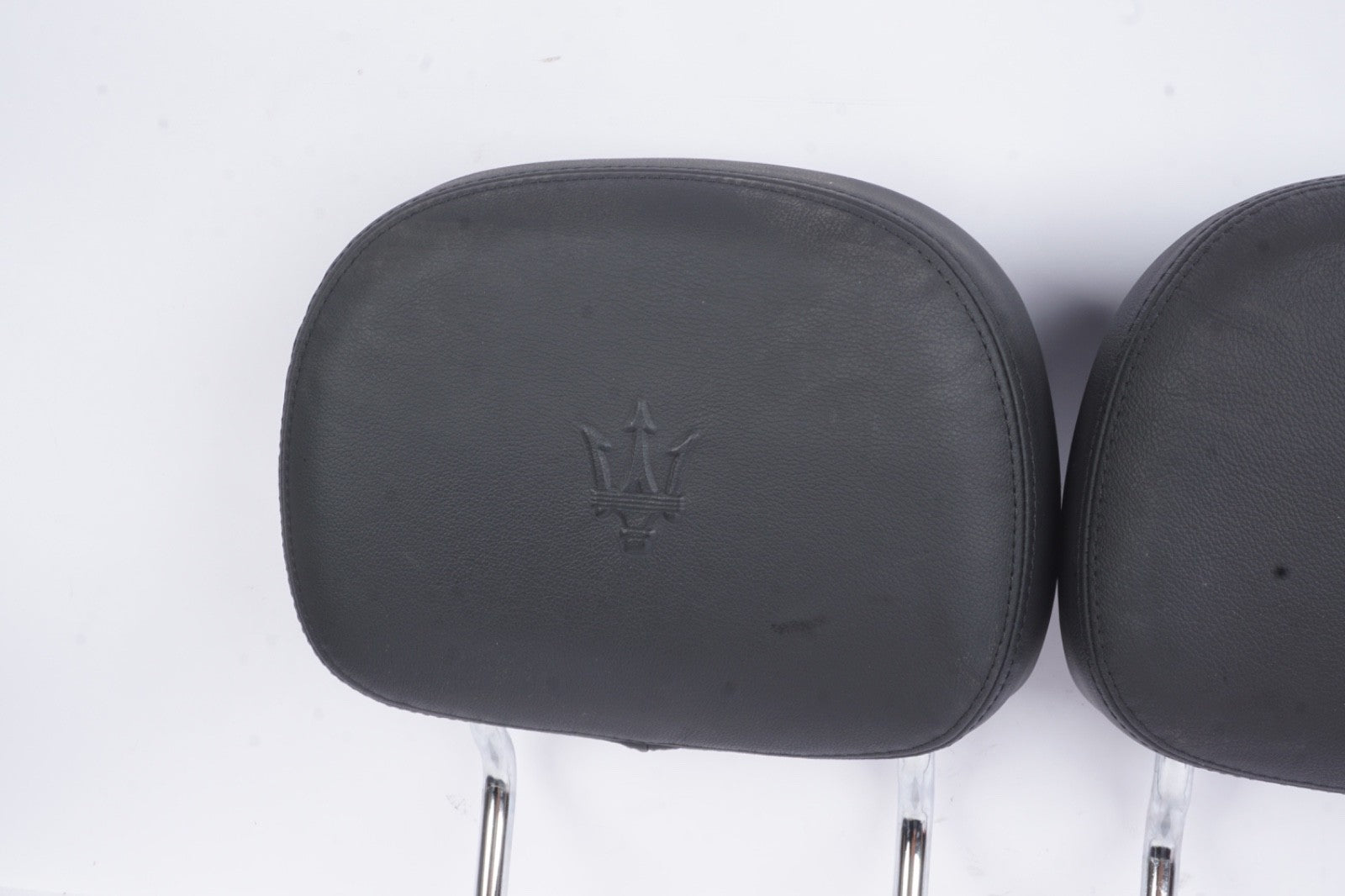 14-22 Maserati Ghibli M157 Front Right or Left Seat Headrest Head Rest 673009481