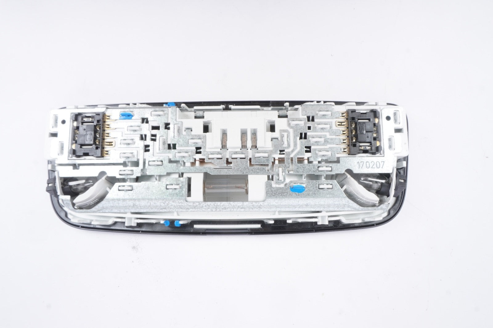 2010-2016 Mercedes-Benz W212 E350 Rear Dome Light Domelight Lamp Map Reading OEM