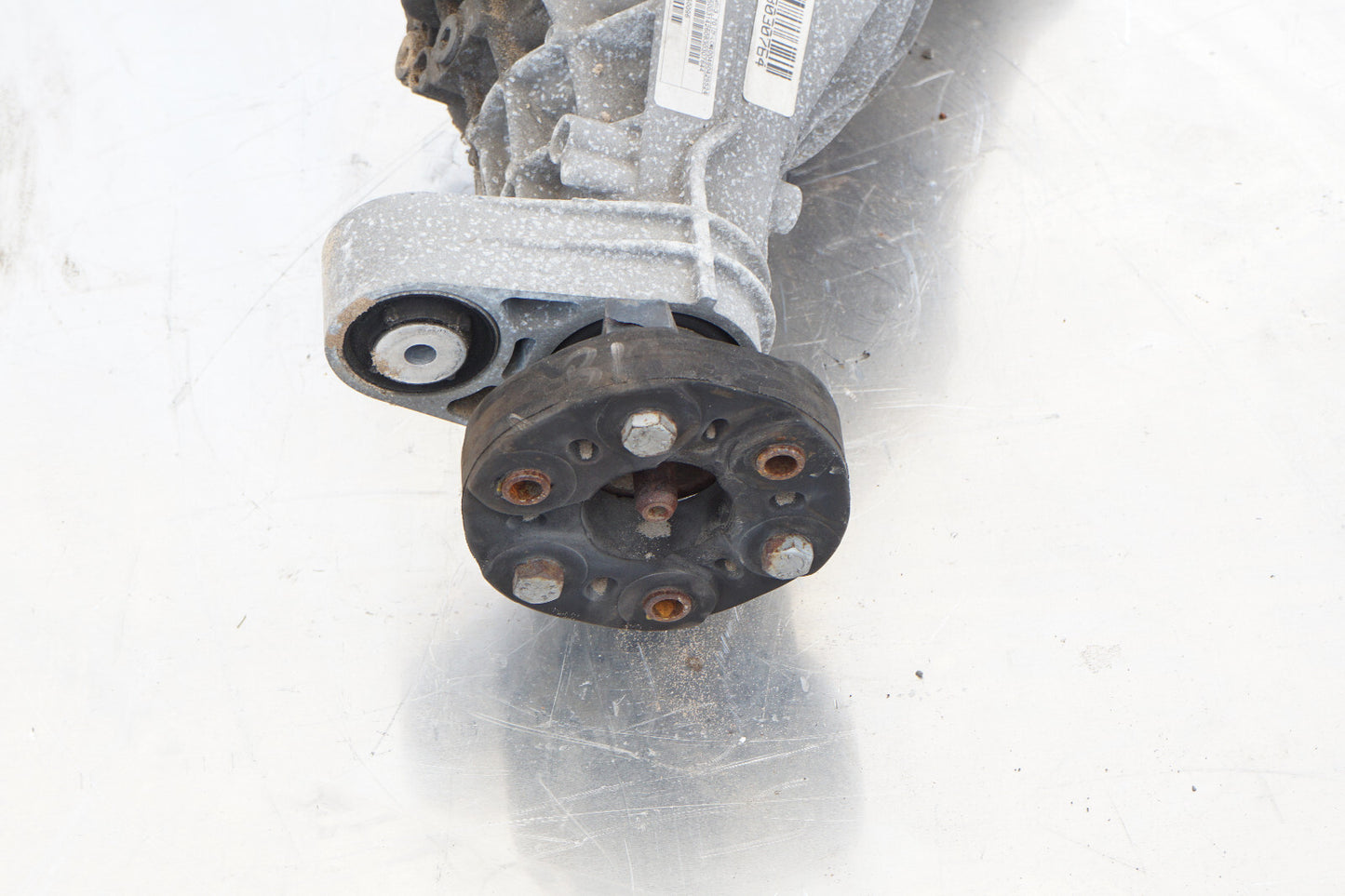 2006 - 2010 MERCEDES BENZ R350 4Matic REAR DIFFERENTIAL CARRIER A1643500314 OEM
