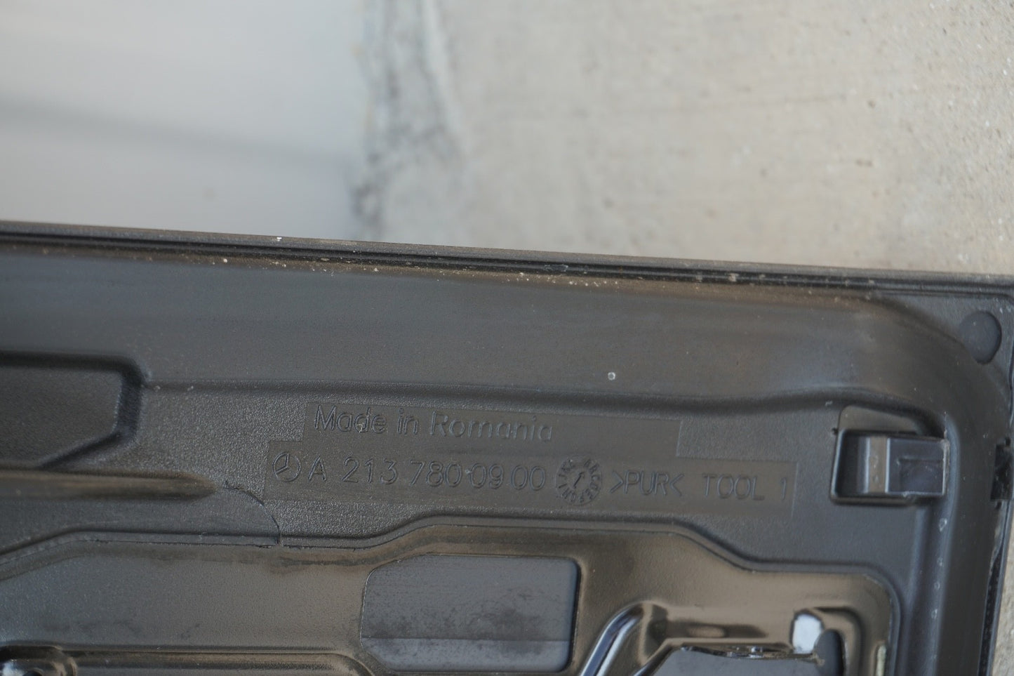 2022 - 2025 Mercedes EQB250 EQB300 EQB350 Rear Panoramic Sunroof Glass OEM