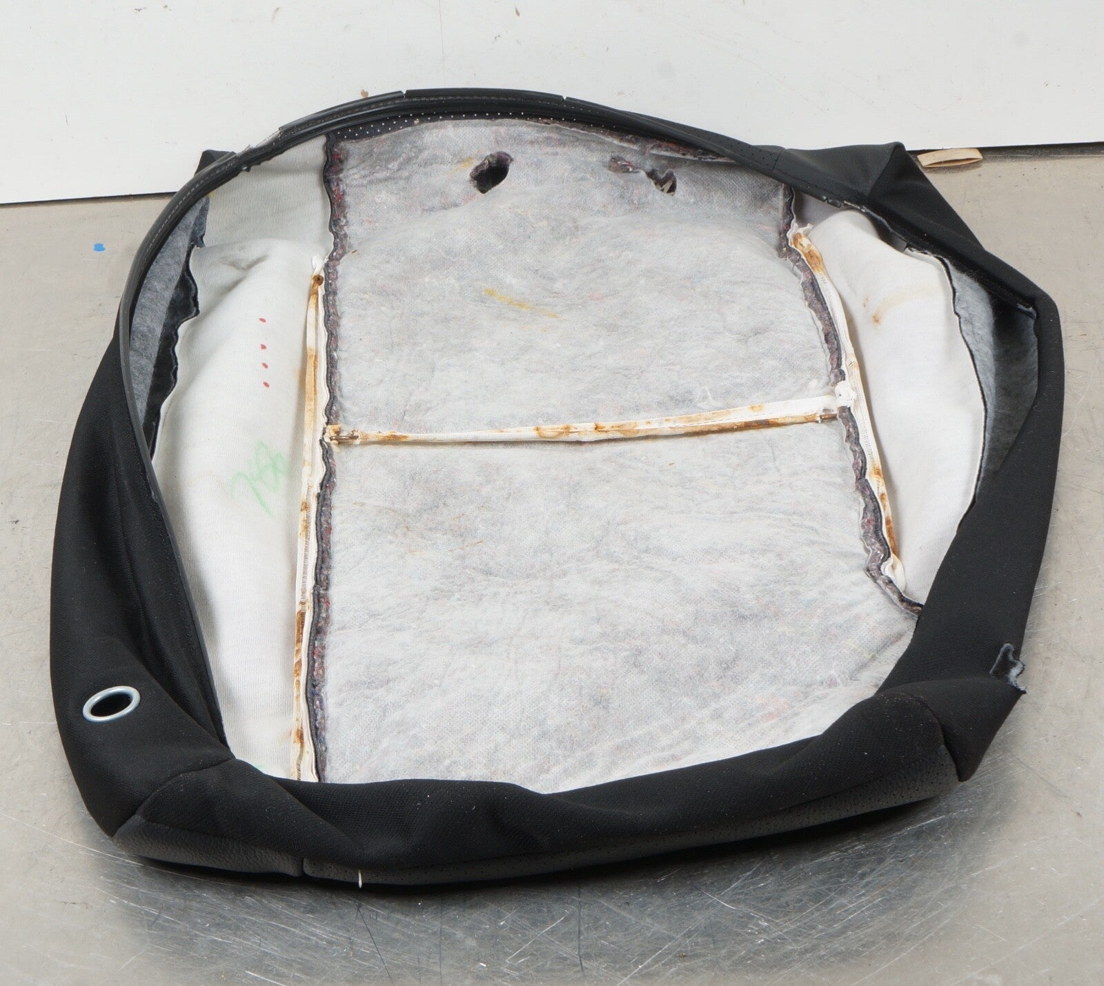 2012 - 2014 MERCEDES C 250 W204 REAR RIGHT UPPER SEAT CUSHION BLACK LEATHER