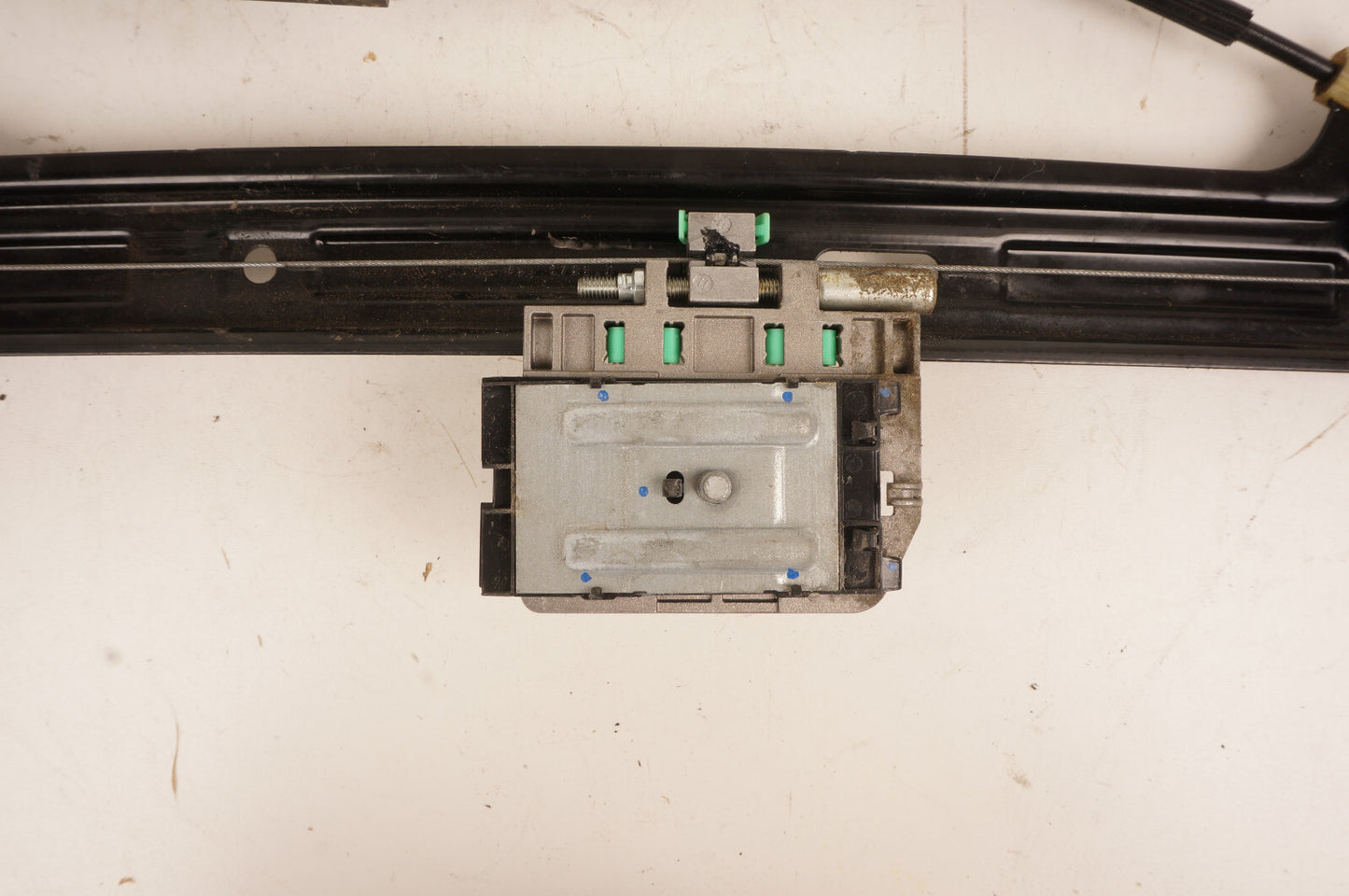 12-17 AUDI 4G A7 FRONT RIGHT PASS SIDE WINDOW REGULATOR w/ MOTOR 8K0959802B OEM