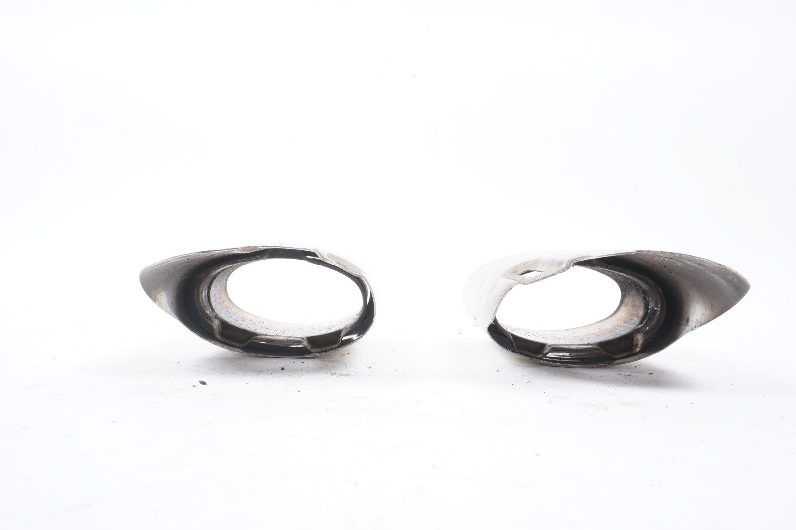 08-16 Mercedes W204 C350 E350 Rear Bumper Exhaust Muffler Tips Set of 2 OEM