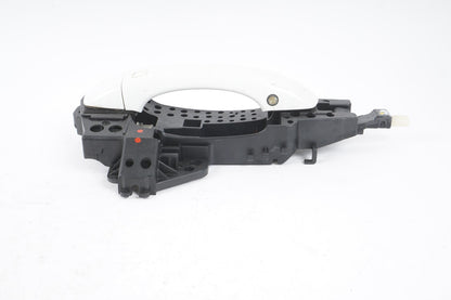 11-17 AUDI A8 A8L FRONT RIGHT PASSENGER SIDE EXTERIOR DOOR HANDLE OEM
