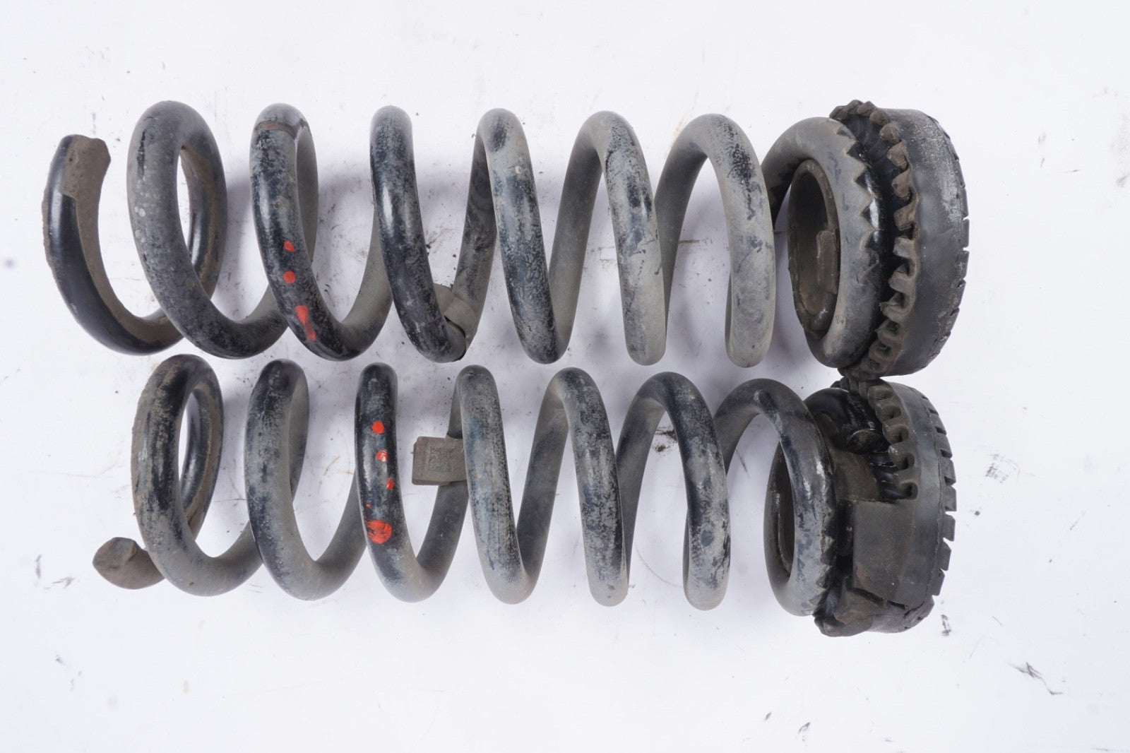 2014 - 2019 MASERATI GHIBLI RWD LEFT & RIGHT REAR COIL SPRING OEM