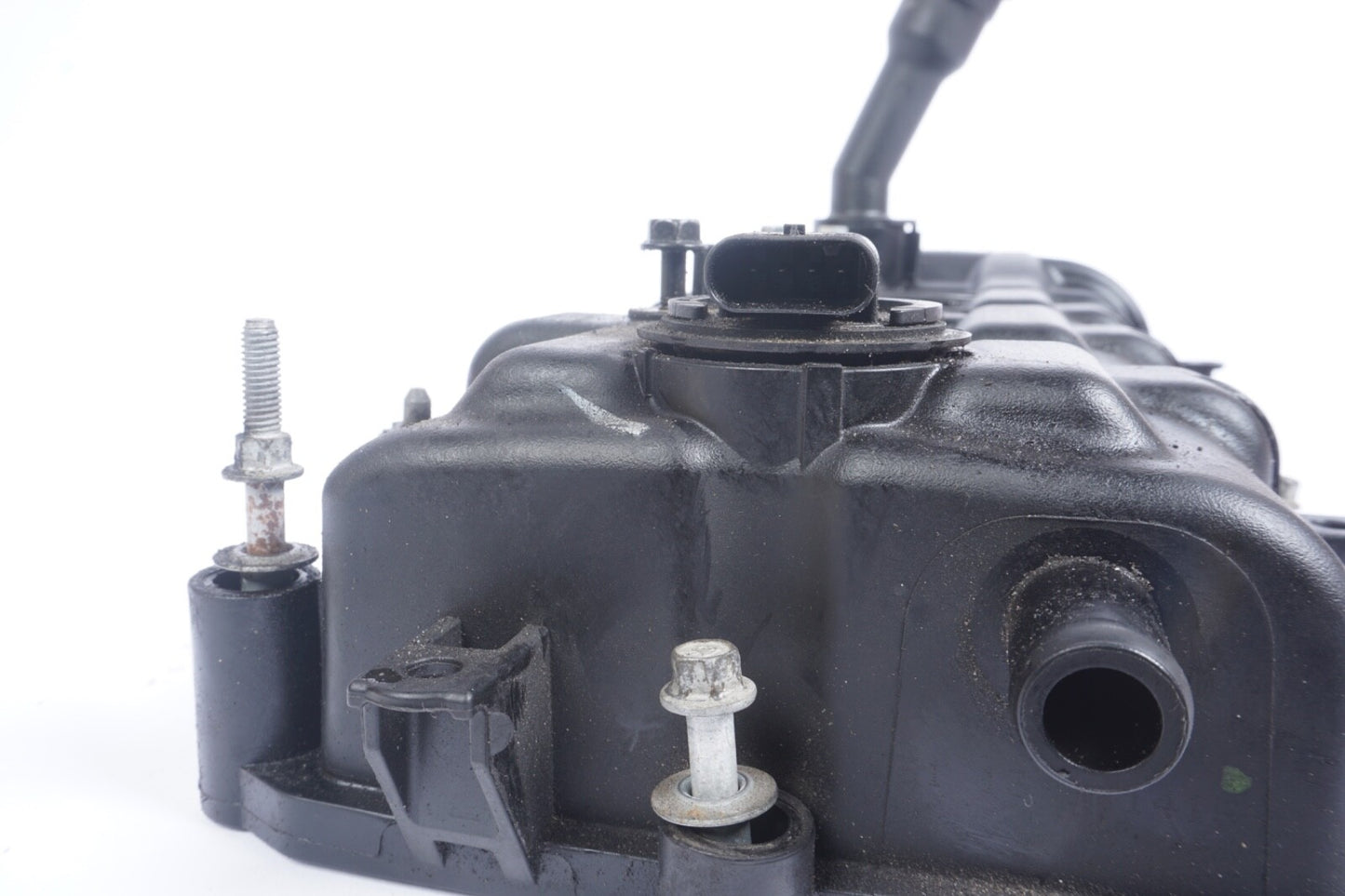 2013 Dodge Grand Caravan 3.6 front valve cover P05184464AG OEM Town and Country