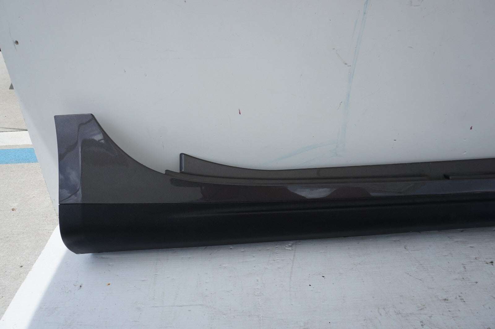 2014-2017 MASERATI GHIBLI RIGHT PASSENGER SIDE ROCKER PANEL SKIRT MOLDING OEM
