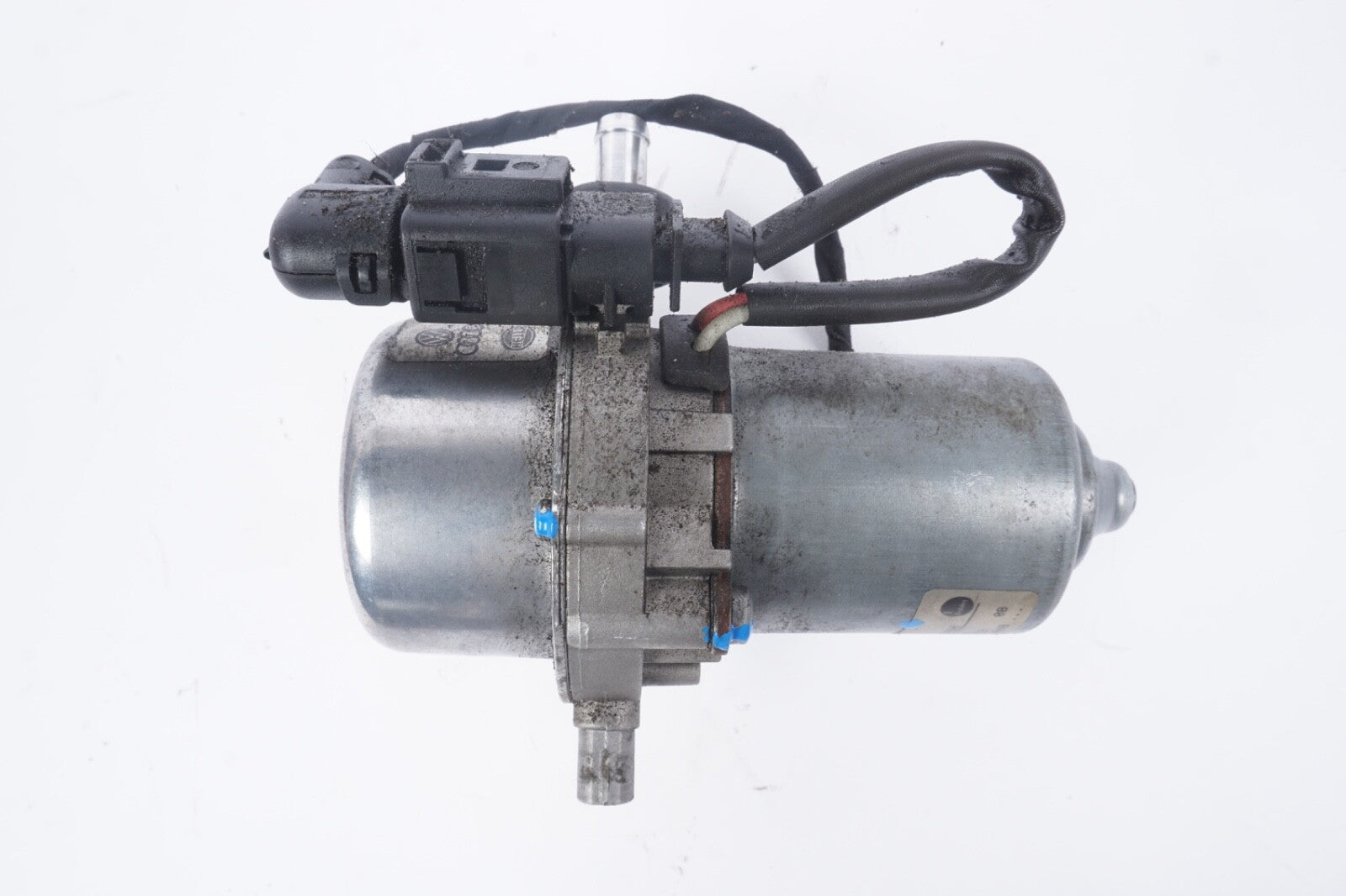 2004 - 2018 AUDI A8 QUATTRO - Brake Booster Vacuum PUMP 8E0927317
