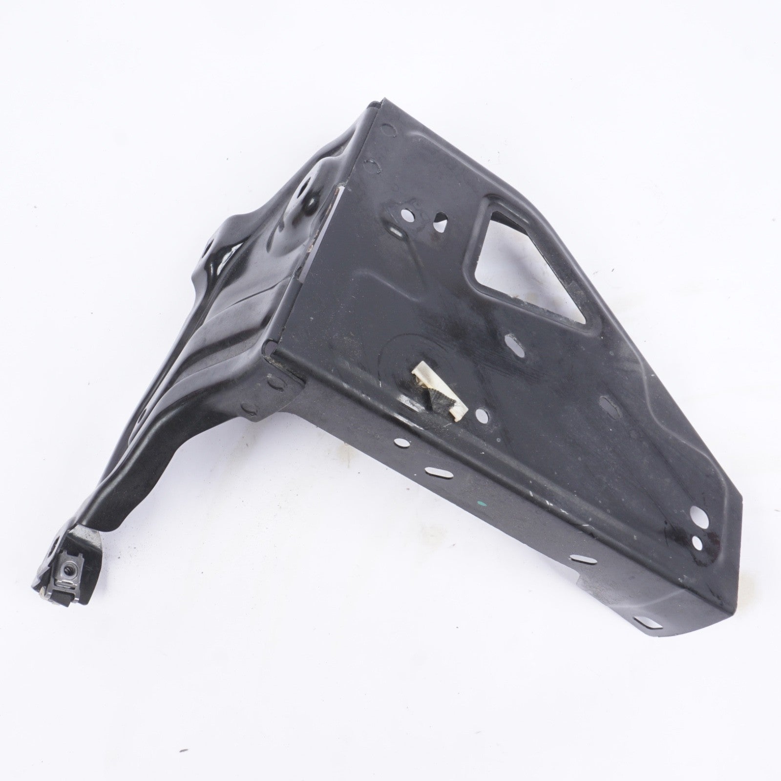 2016 - 2019 BMW F48 X1 X2 Front Left Driver Side Bumper Bracket 7342501