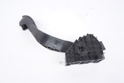 2012 - 2017 Fiat 500 Gas Throttle Accelerator Pedal OEM 68073429AA