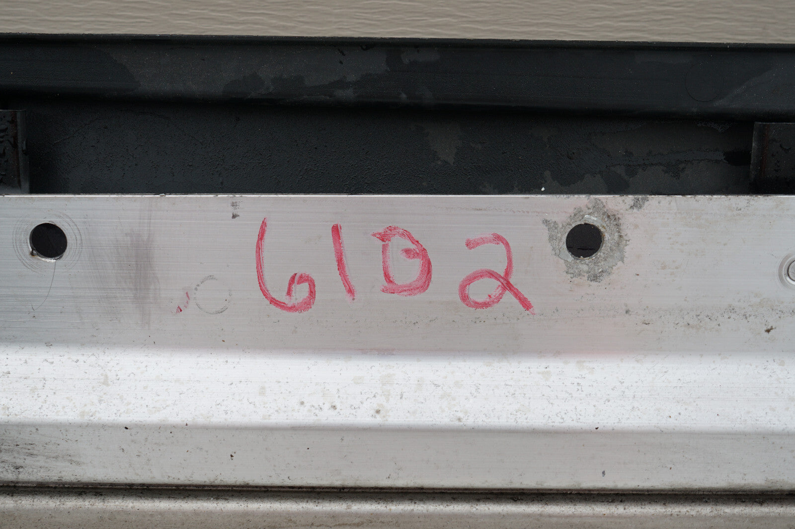 06-11 Mercedes W164 ML63 ML350 RUNNING BOARD SIDE STEP LEFT DRIVER SIDE OEM