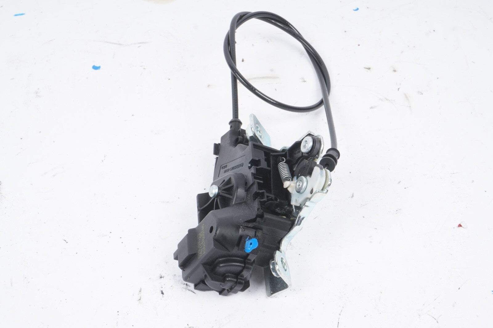 08-17 Mercedes W207 E350 SLK350 Trunk Lid Latch Lock Actuator 2047500485 OEM