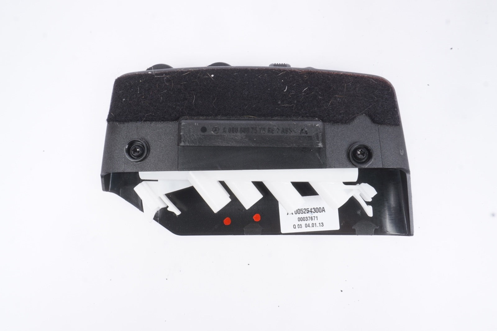 10-17 Mercedes W207 E350 E550 Right Seat Switch Control Valve 0008007578 OEM