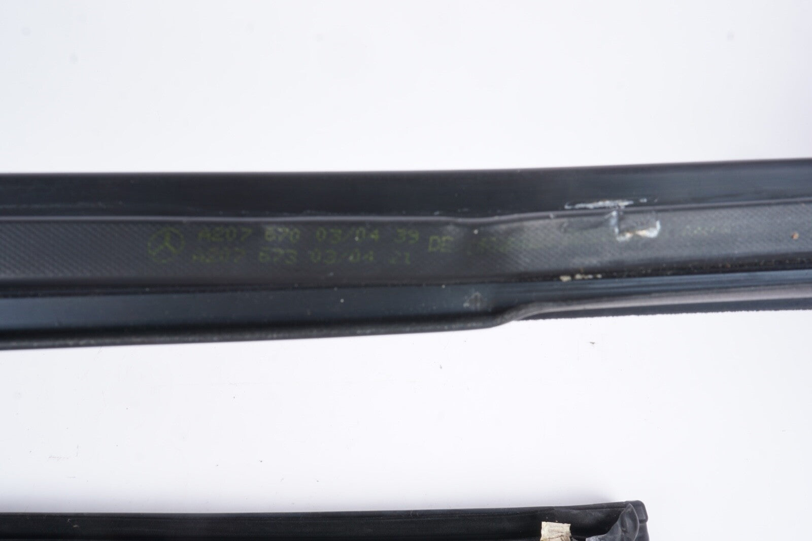 2011-2014 MERCEDES E350 CONVERTIBLE REAR QUARTER RUBBER SEAT LEFT & RIGHT