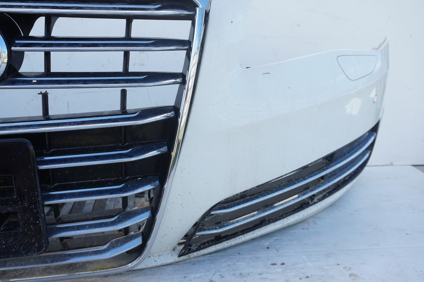 2011 - 2014 AUDI A8 A8L FRONT BUMPER COVER ASSEMBLY OEM