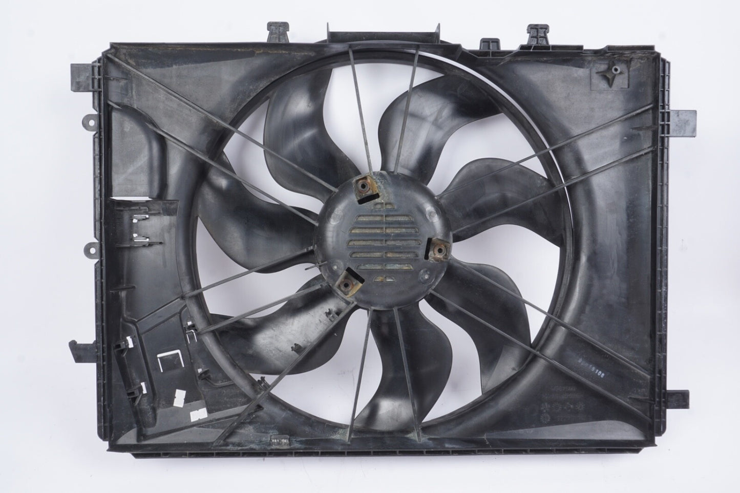 2008-2014 Mercedes W204 C250 E350 Engine Radiator Cooling Fan Motor Assembly OEM