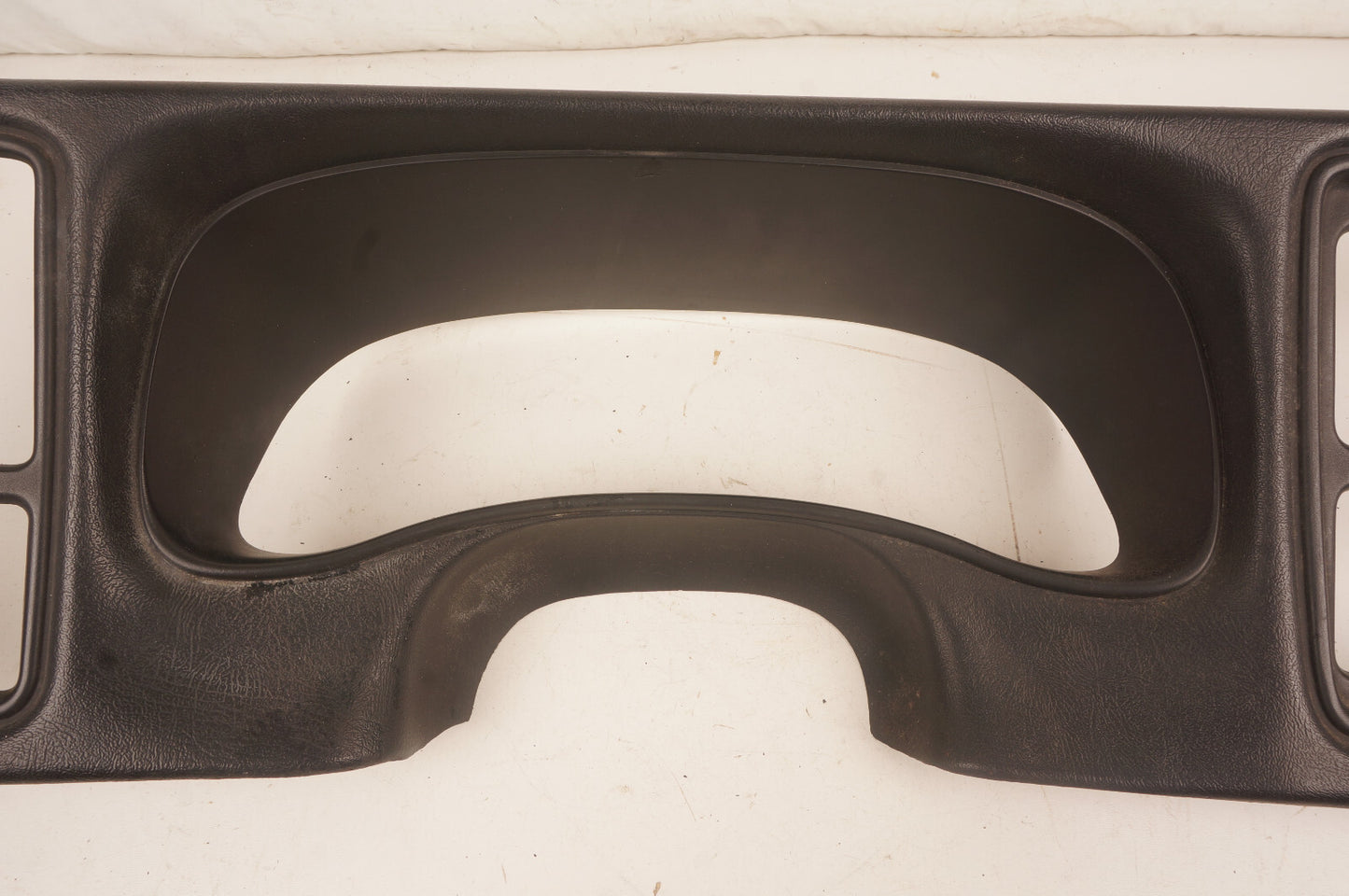 1999-2006 Chevrolet Silverado 1500 DASH SPEEDOMETER PANEL TRIM 15051303 OEM
