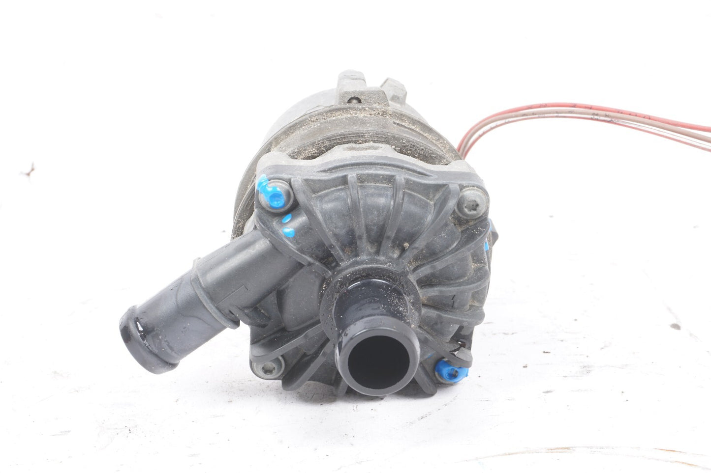 2012 - 2017 Audi A7 Auxiliary Water Pump 8K0965567  OEM