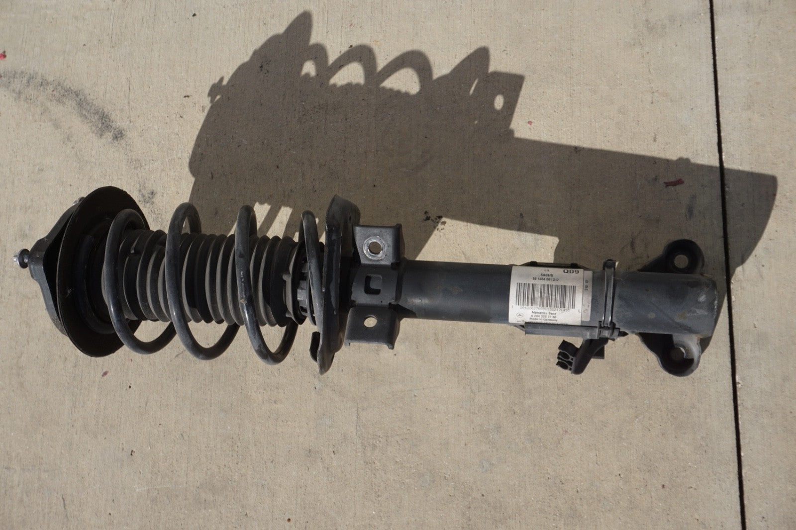 2008 - 2017 Mercedes W204 C250 E350 Front Right or Left Shock Strut Absorber 38k